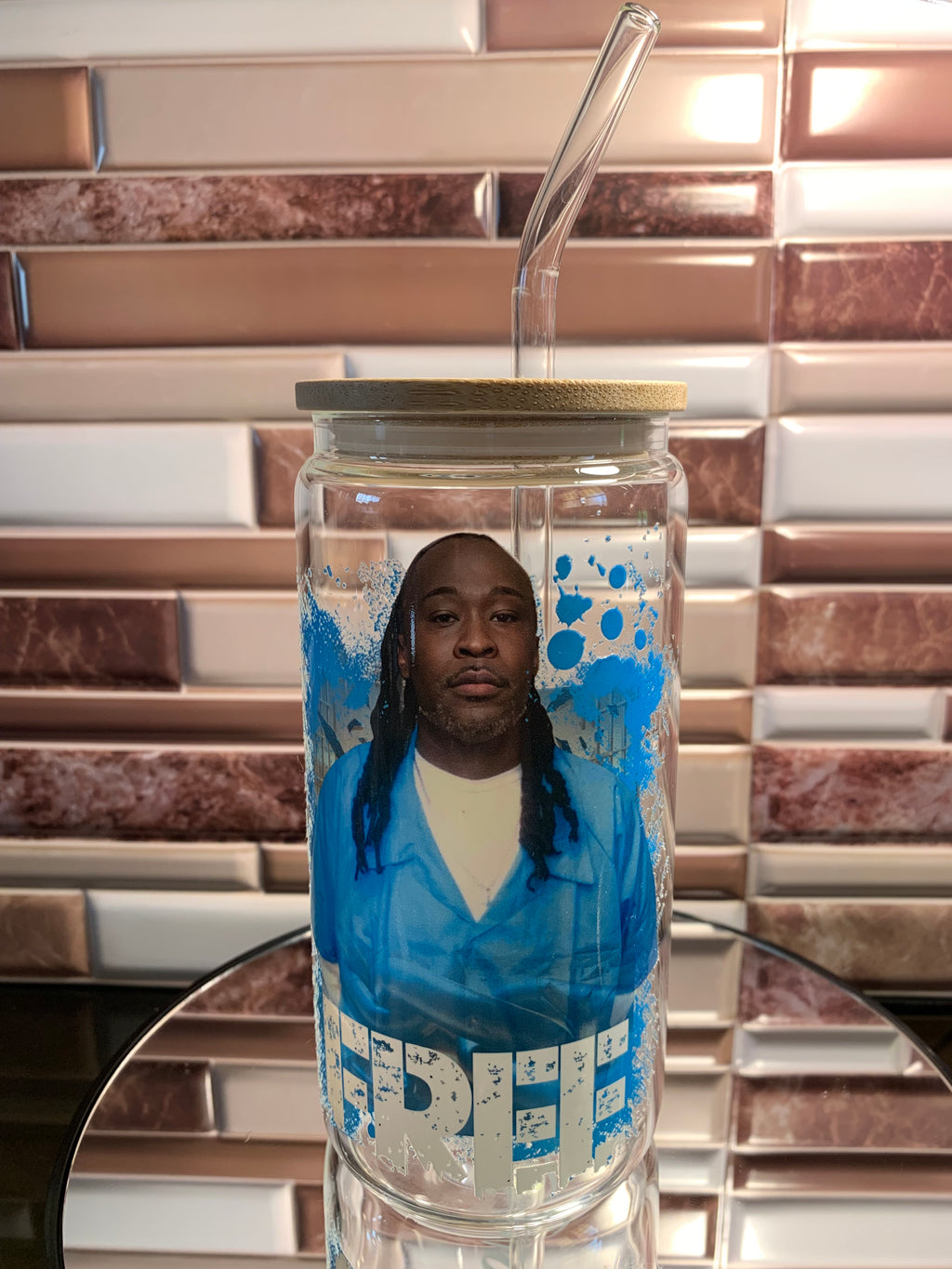 Personalized Design on 16oz Glass Cup (Glass Straw & Wooden lid included)